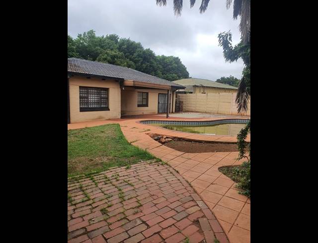 3 BEDROOM HOUSE FOR SALE IN FLORIDA